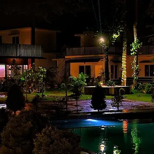 Haze Woods Resort